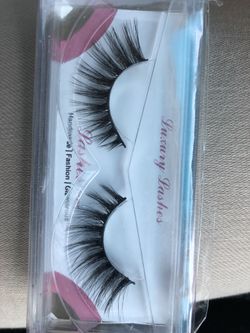 Eye lashes