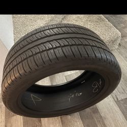 295 40 R22 Pirelli  
