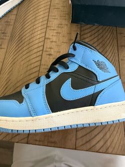 Jordan 1 mds / color University blues / Black