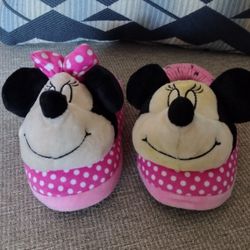 Toddler Slippers Size 9/10