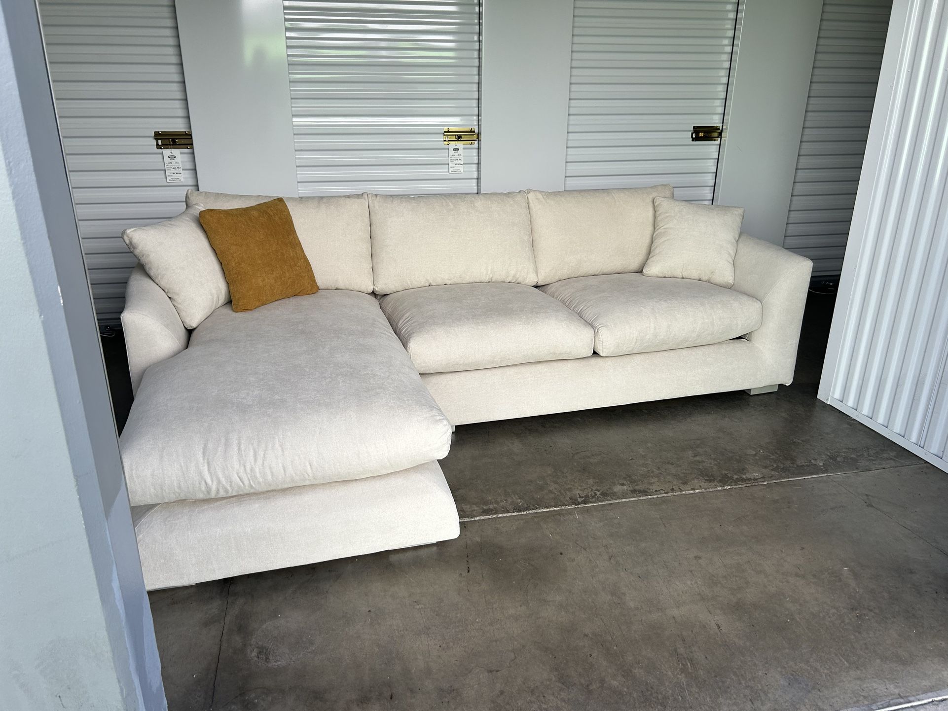 Valyou Brand New Sectional Couch 