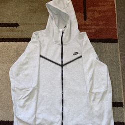 Nike Tech Fleece 