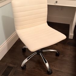 Comfy desk chair on rollers - white vegan leather