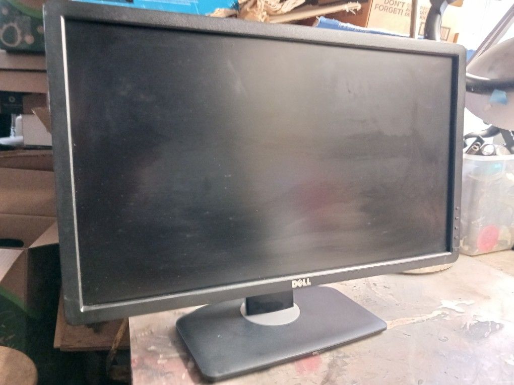 DELL Computer Monitor 23" Screen