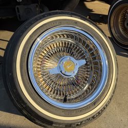 13x7. 100 Spokes With Gold Hub And Nipples 