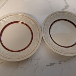 Set Of 2 Shenago Vintage Plates 