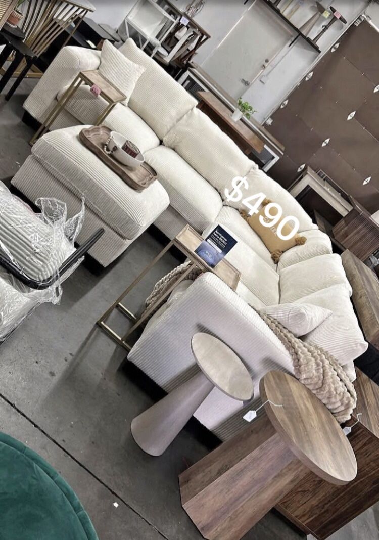 On Sale ‼️$475 Sectional Sofa With Ottoman