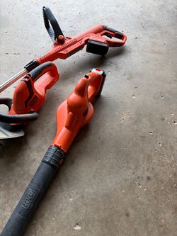 Black+Decker 20V Cordless String Trimmer and Leaf Blower Set