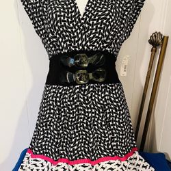 Very good shirt size large new with tag woman only $20