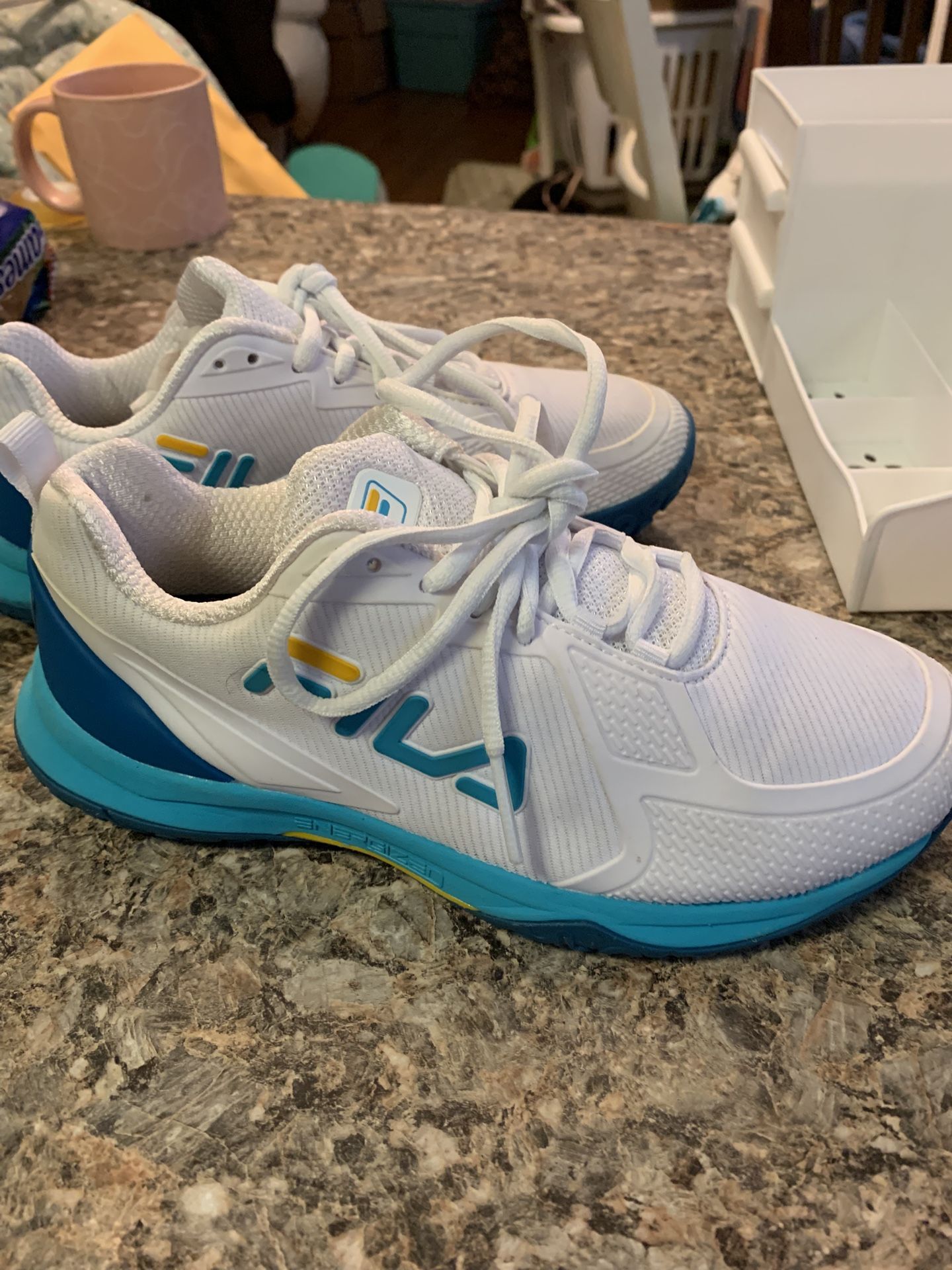 Fila Volley Burst Women Pickleball Shoe