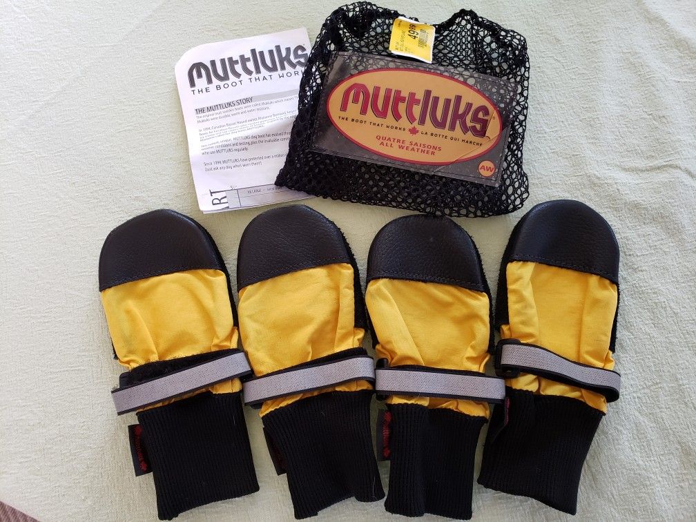 Muttluks dog boots