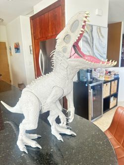 Mattel Jurassic World Camp Cretaceous Super Colossal Indominus Rex Dinosaur Toy