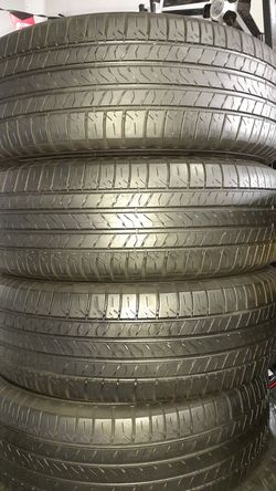 Set of 4 matching tires Michelin size 215/65R17