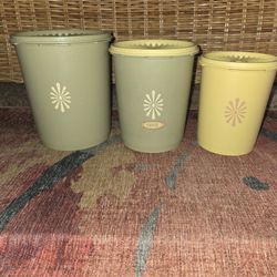 Tupperware Canisters 