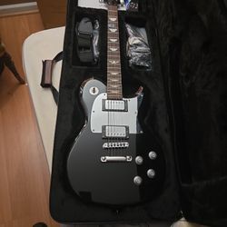 KEITH URBAN GUITAR