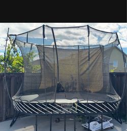 Spring free trampoline