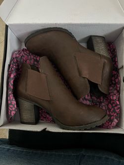Women’s boots