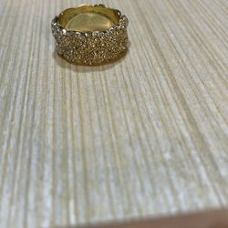 Gold Tone Sparkly Rhinestone Ring Size 8