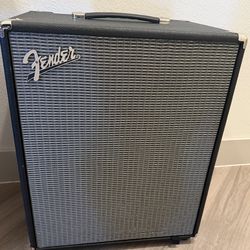 Fender Rumble 500 2 x 10-inch 500-watt Bass Combo Amp - Barely used!
