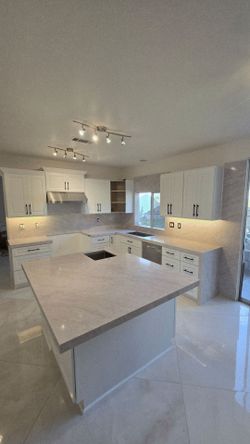 Countertop Installation & Slab Fabrication