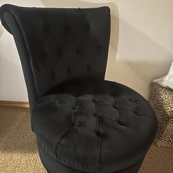 Accent Black Chair 
