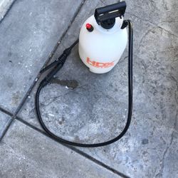 2 Gallon Bleach Pump Sprayer