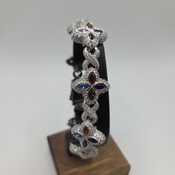 Multi Color Clover Bracelet 8 Inch