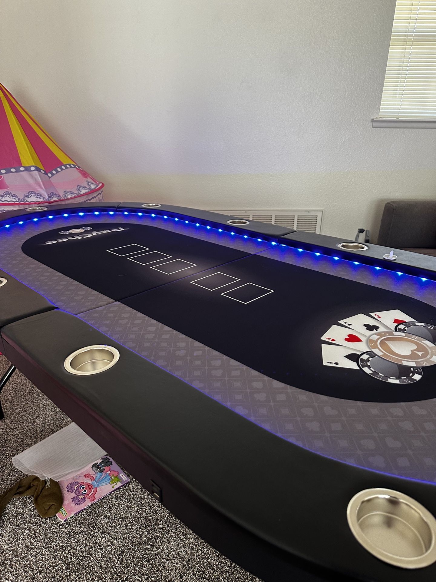 Poker Table