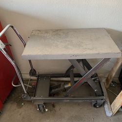 1000 LB Hydraulic Table For Sale