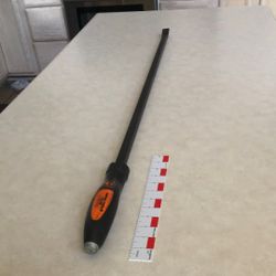 Matco Extra Long Pry Bar (4 Feet)
