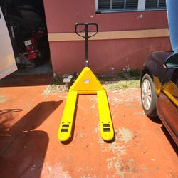 Pallet Jack 