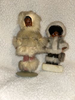 Vintage Eskimo/ Inuit dolls