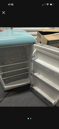 Mini Fridge