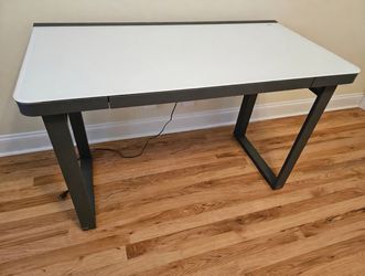 Tresanti Aurora 47" Adjustable Height Desk with LED Lighting