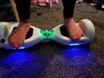 WILL SELL FAST CHEAP HOVERBOARD RIDES PERFECT. ONLY $60.