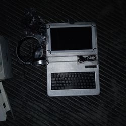 Naxa Tablet With Key Pad