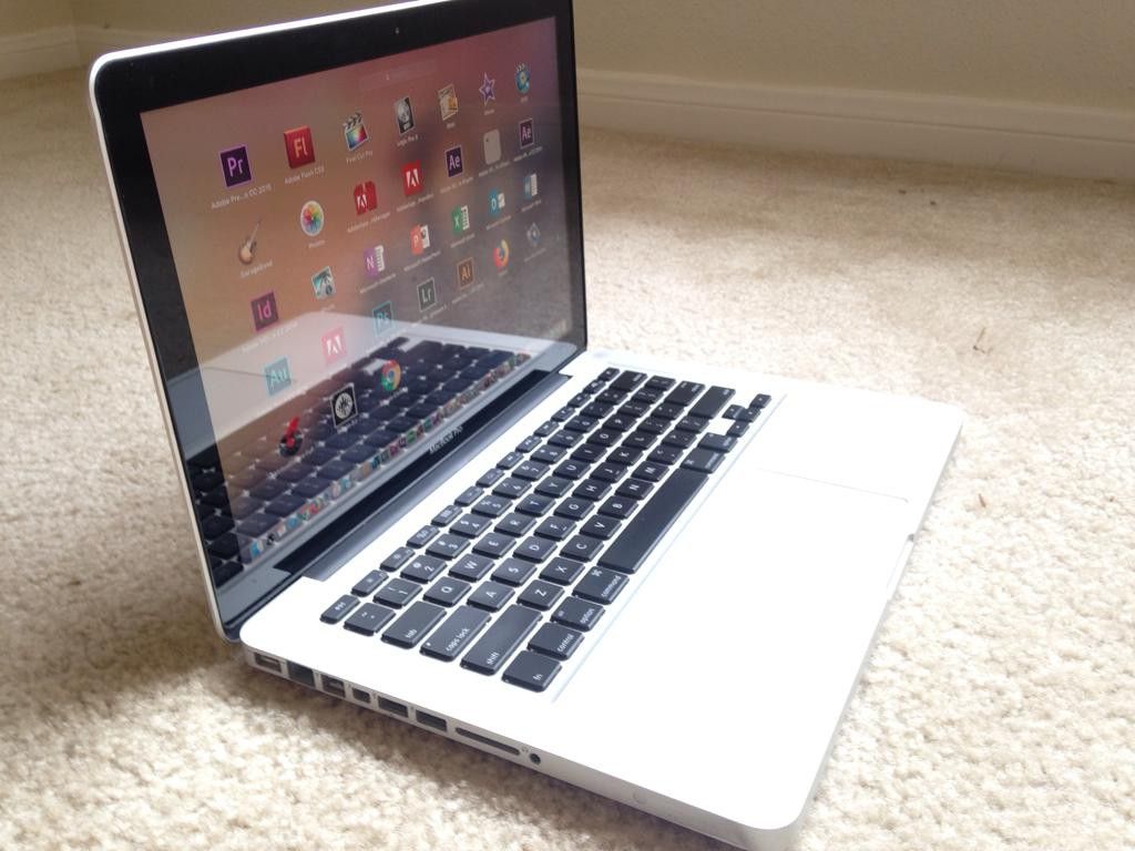 13" Apple Macbook Pro with logic pro x, Microsoft Office, Premier and much more!