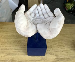 Open healing hands candle holder! 6x9”