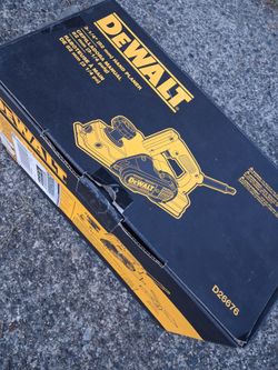 DeWalt D26676 5.5amp 3.25in Corded Planer( unused in box) pick up fremont sea. No low ball offers please. No trades. Many other tools for sale.