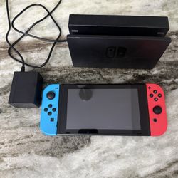 Nintendo Switch 