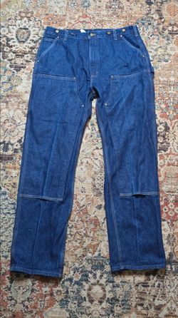 Carhartt Dungaree Fit Carpenter Jeans
Size 40x34
#workwear #carpenter