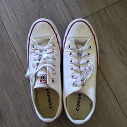 Women's Converse Sneakers 