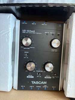 Tascam US122MKII USB Audio/Midi Interface