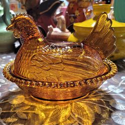 Hen On Nest, Indiana Glass, Vintage, Amber, Candy/Butter Dish
