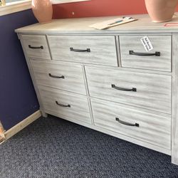 New 7 Drawer Dresser Grey White Wash
