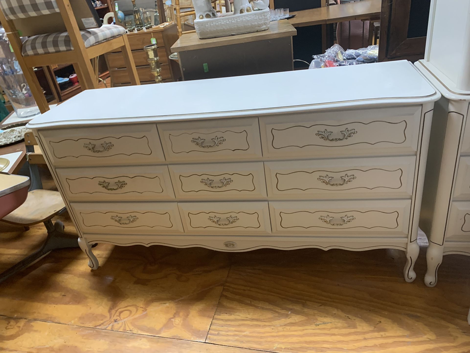 French Provincial 9 Drawer Dresser