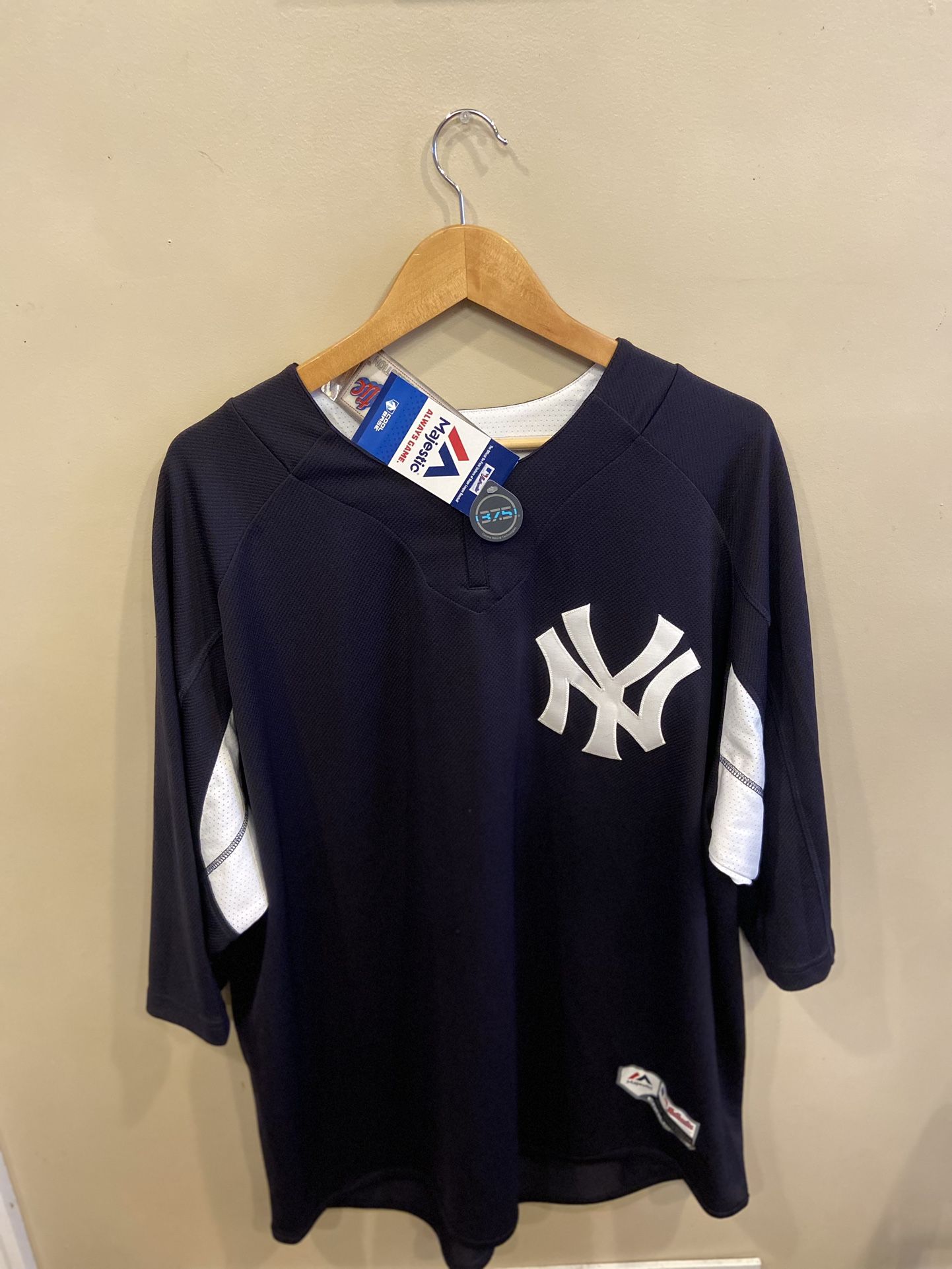 Majestic MLB Authentic New York Yankees Pullover Coolbase BP