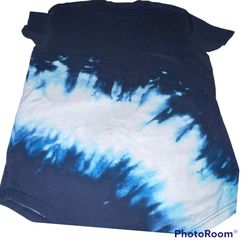 Hollister blue tie dye shirt 2025