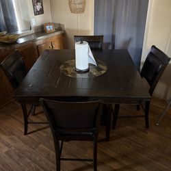 Dinning Table 