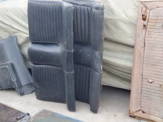 MUSTANG FASTBACK 65 TO 70 FOLD DOWN AND MORE PARTS